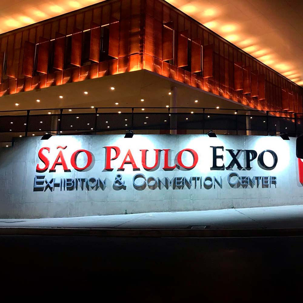 Portfolio-Metro2-estandes